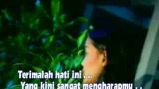 Miniatura del video "jamal mirdad-hati seorang kawan b aru.wmv"