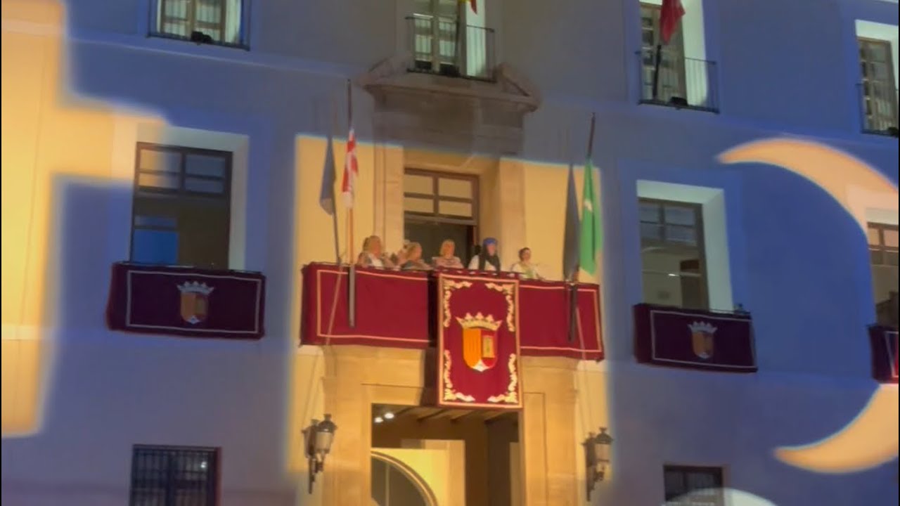 Así se vivió el Inicio de las fiestas patronales de Paterna 2024. Luz, música, fuego y pirotecnia