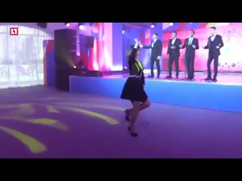 MID Russian Ministry Maria Zakharova dancing Kalinka