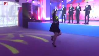 MID Russian Ministry Maria Zakharova dancing Kalinka