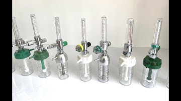 Oxygen flowmeter with humidifier