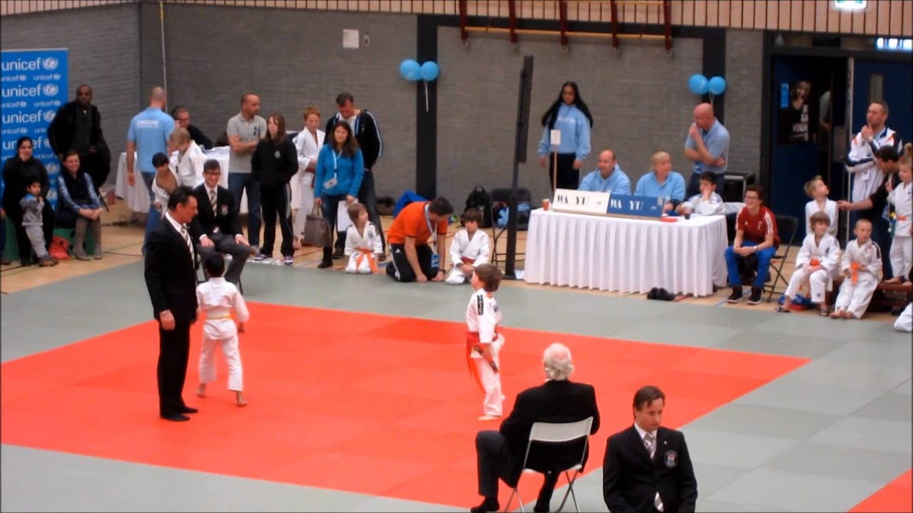 Judo Wladislav Wladik Dantuma Mijn Mooiste Schouderworp YouTube judo-wladislav-wladik-dantuma-mijn-mooiste-schouderworp-youtube