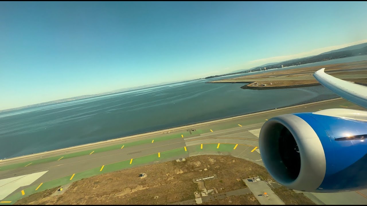 United Airlines 787 Dreamliner | Afternoon Takeoff out of San Francisco International Airport (SFO)