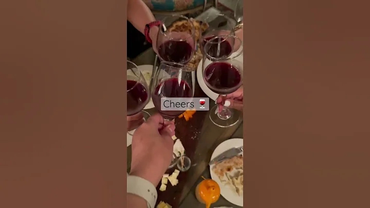 Red wine with friends is always a good idea 💕 #shorts #food #wine #friends #friendship #cheers - DayDayNews