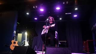 Watch Miles Hunt Caught In My Shadow video