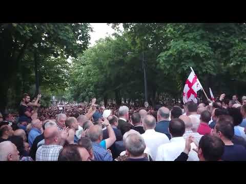 ლევან ვასაძე ვერის ბაღი 2019  ივნისიMOV 1923