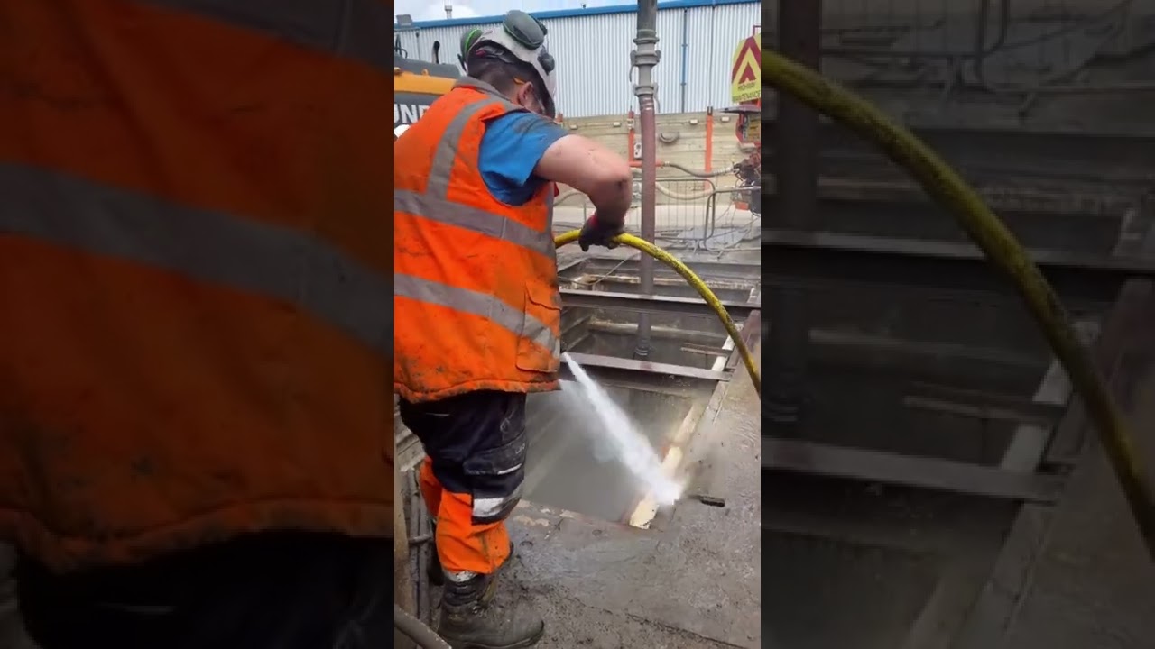 Satisfying High Pressure Jet Wash Of A Tank | Hydro Cleansing