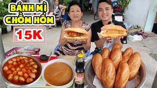 Hàng Bánh Mì Chồm Hổm 15K Chỉ Với 2 Loại Nhân Thơm Ngon Đơn Giản Mộc Mạc Đậm Chất Sài Gòn