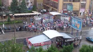 Луганск. Крестный ход под шквальным ливнем. ЛНР. 14.06.22.