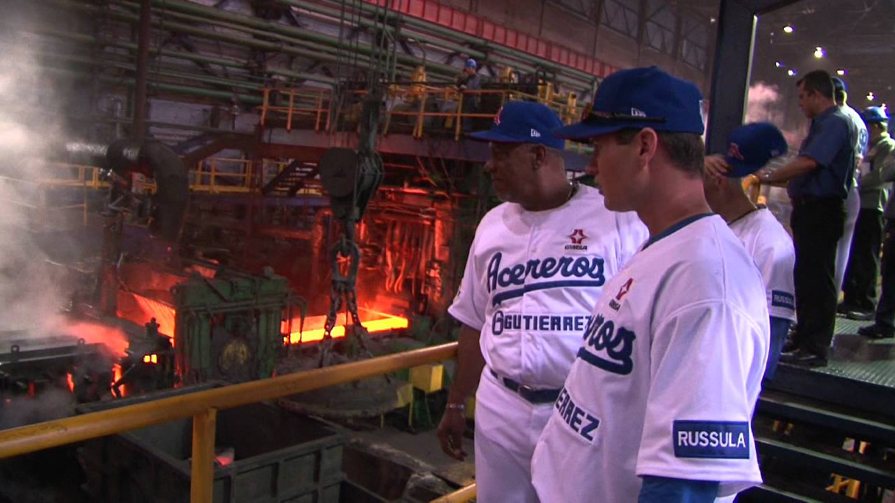 Acereros de Monclova visitan AHMSA - YouTube