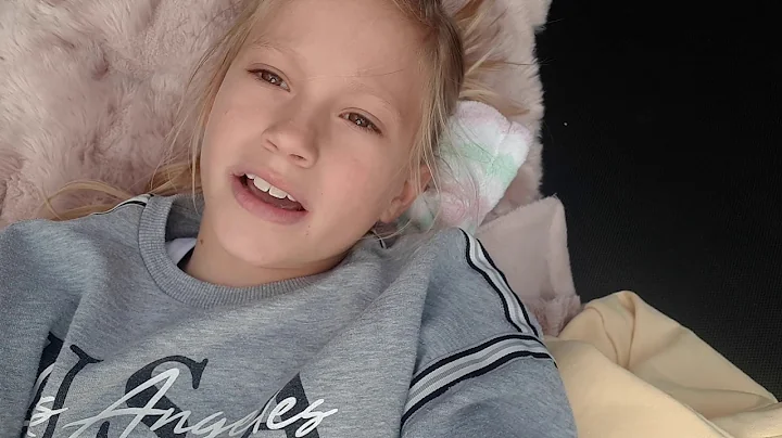 Staying on my trampoline! Join my live..