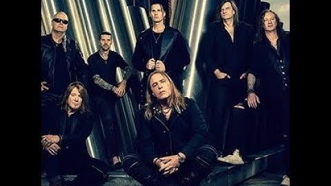 Under The Moonlight - Helloween - subtitulado