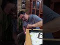 Lo estoy haciendo trabajar un 1° de mayo