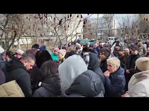 Сотні людей пришли попрощатися з військовим Денисом Руденко