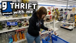 THRIFT We Me at GOOWILL | Crazy Lamp Lady | Reselling