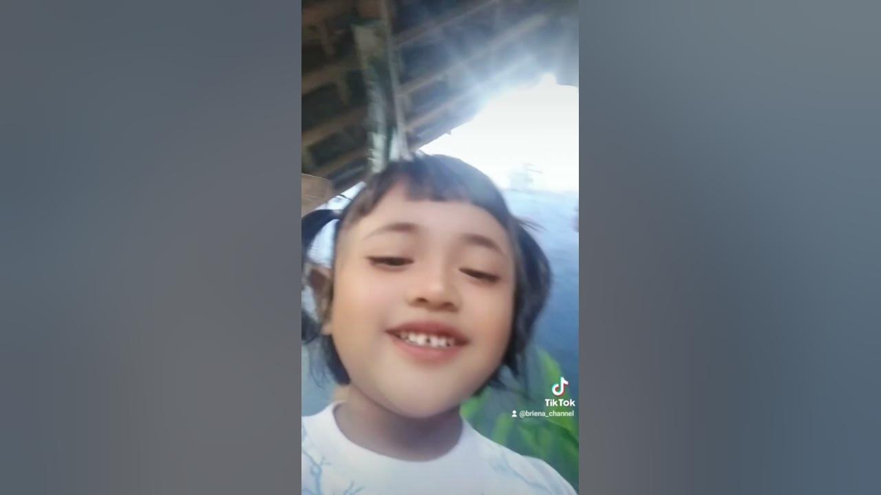 arti happy girlfriend day cantiknya aku