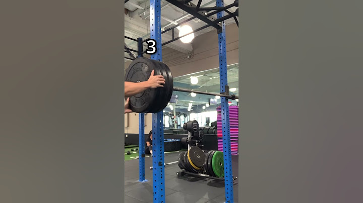 BE SAFE OUT THERE #shorts #gym #workout #workouttips #fitness #fail #personaltrainer #lifting #fyp