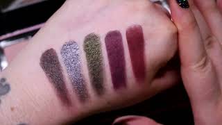 Jeffree Star Gothic Beach & Gothic Diamonds Palette Swatches!