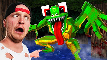 Minecraft, but killer frog is watching me...