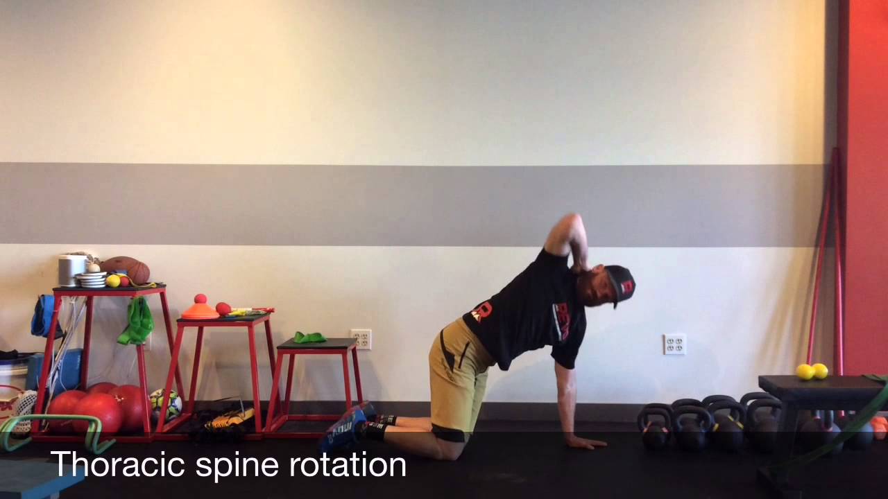 Thoracic spine rotation - YouTube