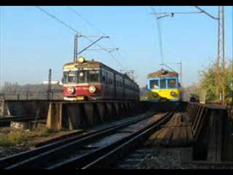 Wideo: Przejedź zabawkowym pociągiem Nilgiri Mountain do Ooty