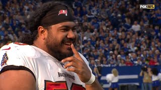 Vita Vea loses a tooth after his helmet falls off mid-play and laughs it off