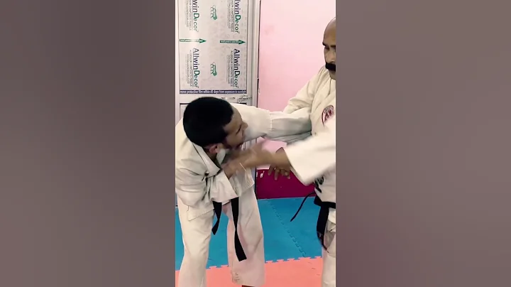 Martial arts self defence pressure points tips #viral #karate #viral #shorts #viralvideo