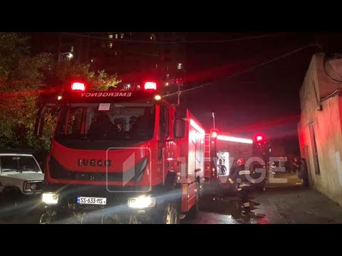 თბილისში ორი სახლი დაიწვა