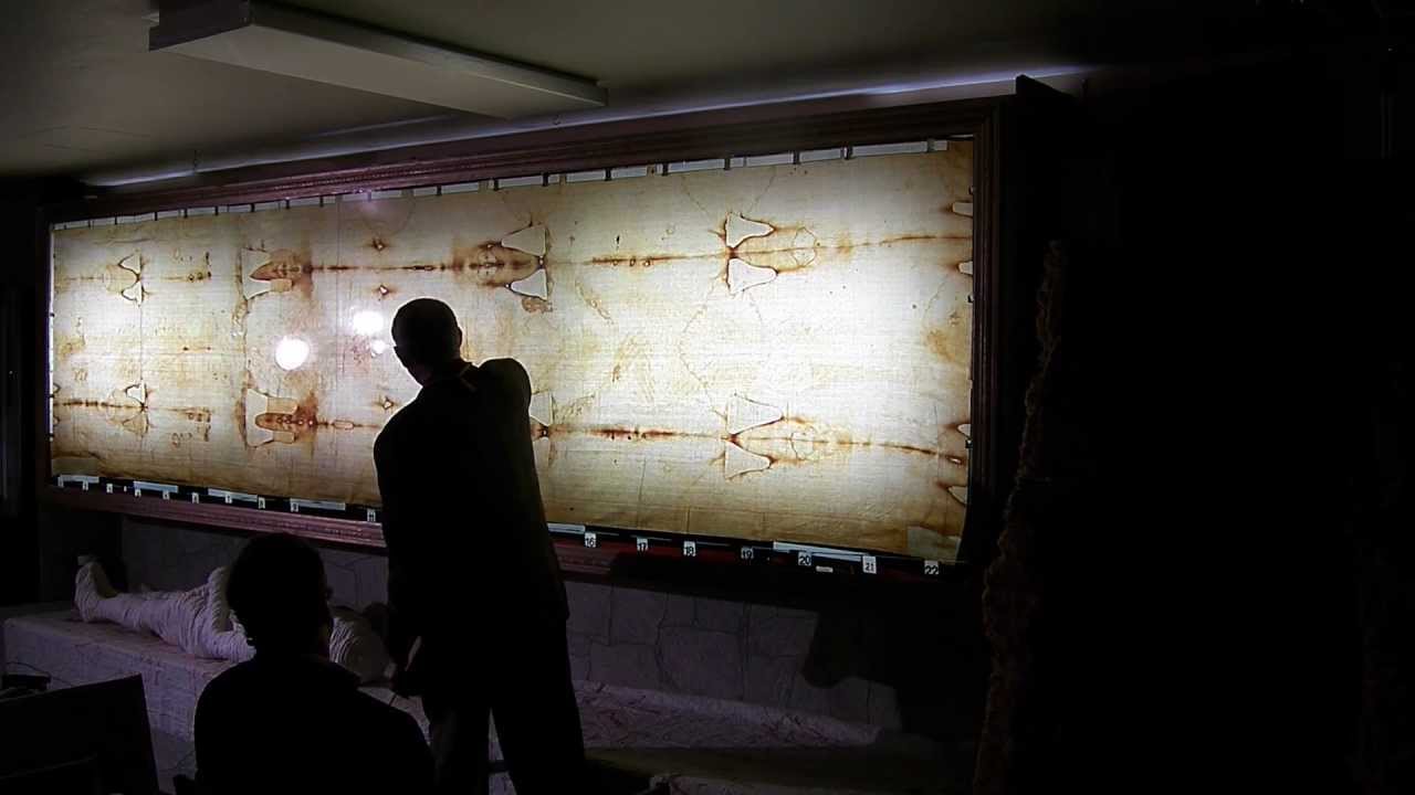 Shroud of Turin Exhibit - YouTube