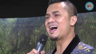 [NINE11 - Segmen 'Siapa Tu?'] Dato' Fazley Yaakob - Wo Ai De Ni