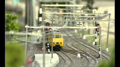 Opening Railz Miniworld 2007 bij Jeugdjournaal