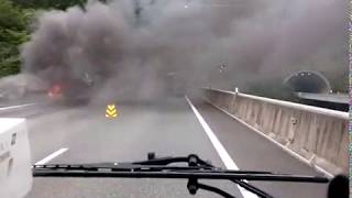 【車両火災】新東名高速でトラックに乗用車が衝突！？[2020/05/18 14時頃]