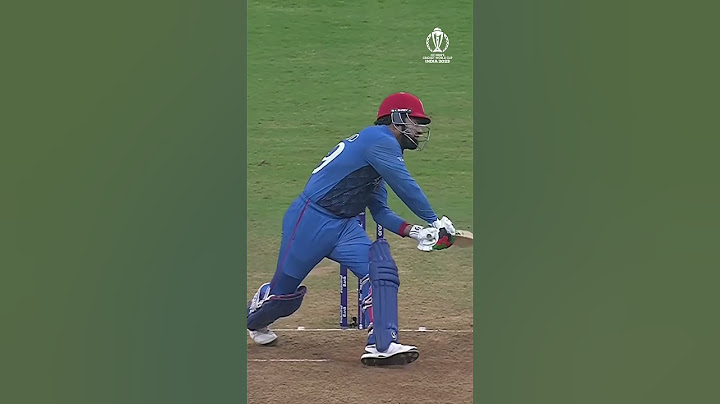 Rashid Khan can do it all 👏🏻 #cricket #cwc23 #afghanistan