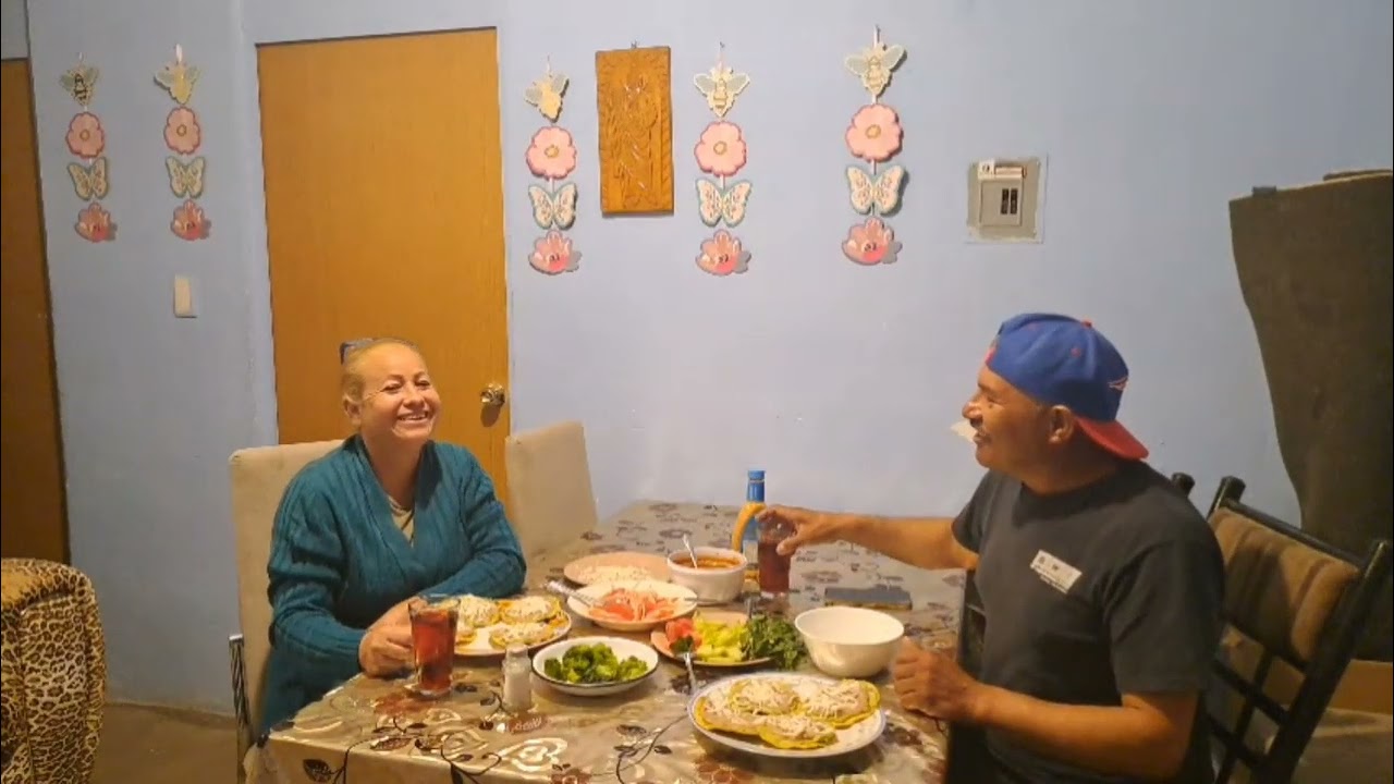 Aciendo tostadas.  Fabuloso.