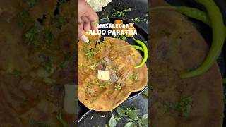 Dhaba Style | Masaledar Aloo Paratha🤤 #shorts
