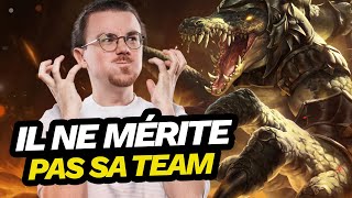 CE TOPLANER NE MERITE PAS SA TEAM