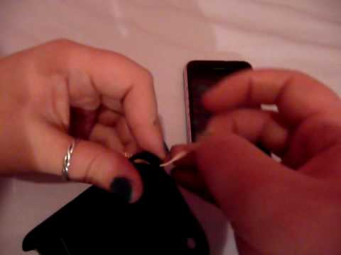 How to attach a phone charm to your case in 4 easy steps