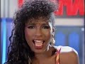 Capture de la vidéo Sinitta - Cross My Broken Heart