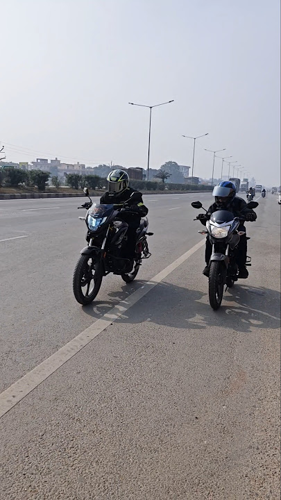 Honda SP 125 Vs CB Shine 125 Drag Race #youtubeshortsvideo #ytshortsviral #hondasp125 #shortsviral