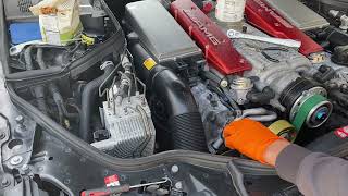 How to Depressurize Fuel System in a 2006 Mercedes Benz E55 AMG by The Car Chak 348 views 2 years ago 5 minutes, 16 seconds