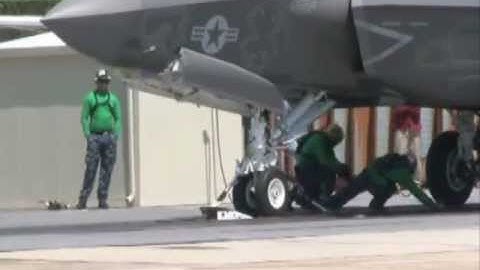 F-35c JSF Performs First Steam Catapult Launch