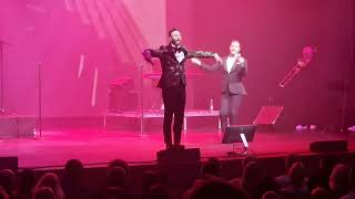Flying to Sanremo - Volare (Nel blu dipinto di blu)