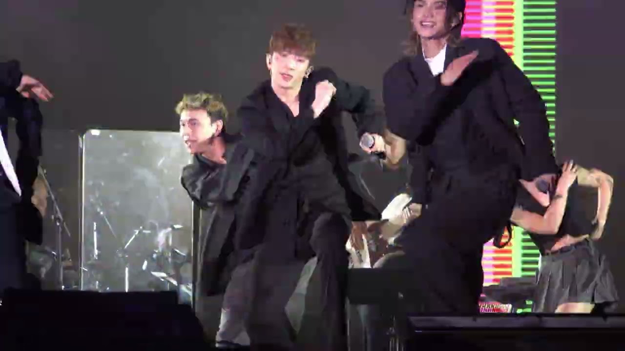 1/11/2025 Chill Genki 《Catch a vibe 》Strawberry @Mirror Anson Lo focus