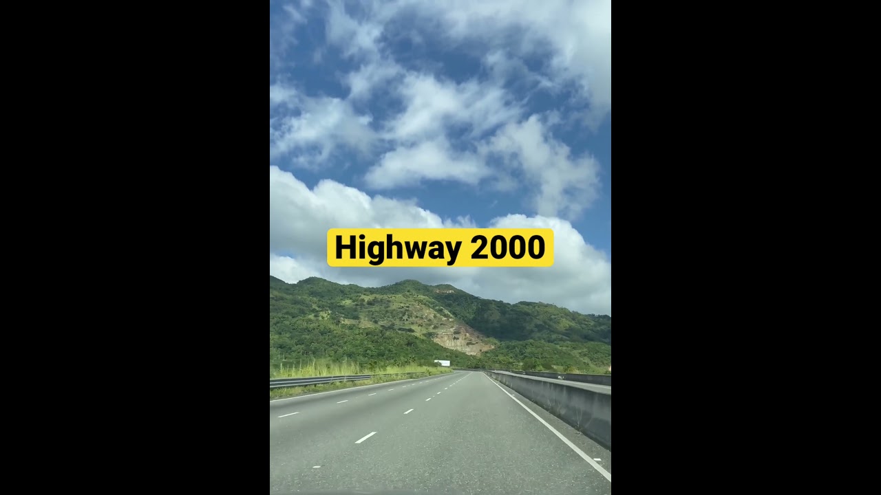 Best view along Highway 2000 🇯🇲