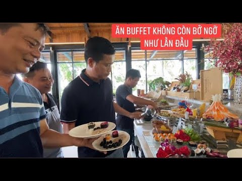 Video Team chuyến đi đã đời được Khương Dừa dẫn ăn buffet... - youtube