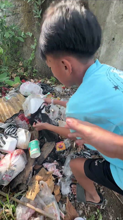 Menemukan HP di tempat sampah #shorts
