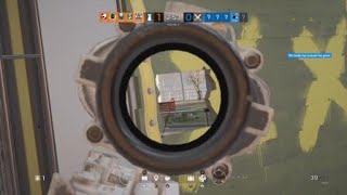 Tom Clancy's Rainbow Six® Siege Doc P90 spawn peek kanal