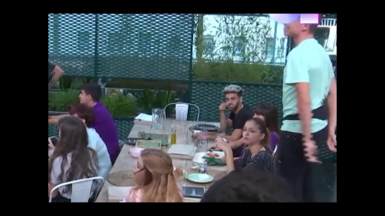 La Cara de Agoney cuando Ricky pregunta si quieren tener dientes como los de Raoul 25-10-17 ricky ullman