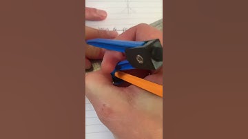 275 The locus of points that are equidistant from two intersecting lines