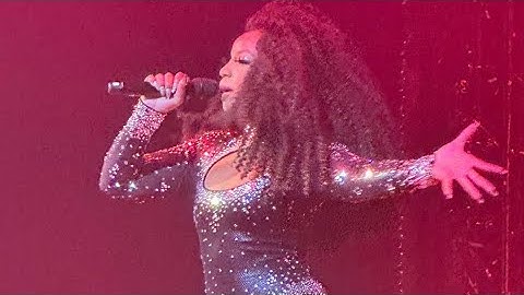 Chlöe Bailey— live at HTOWN  #inpieces #tour #explore #chloebailey #performer